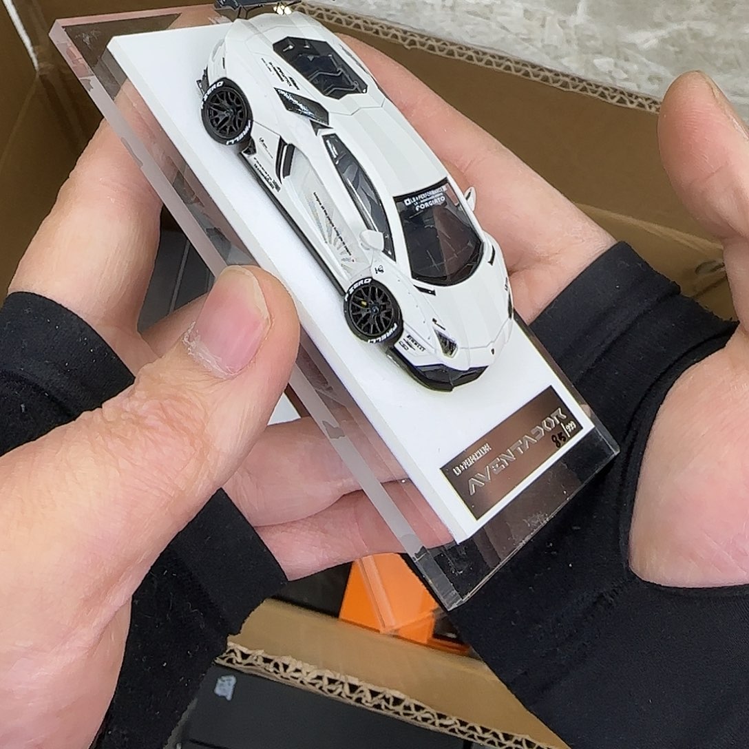 寄卖树脂白色兰博