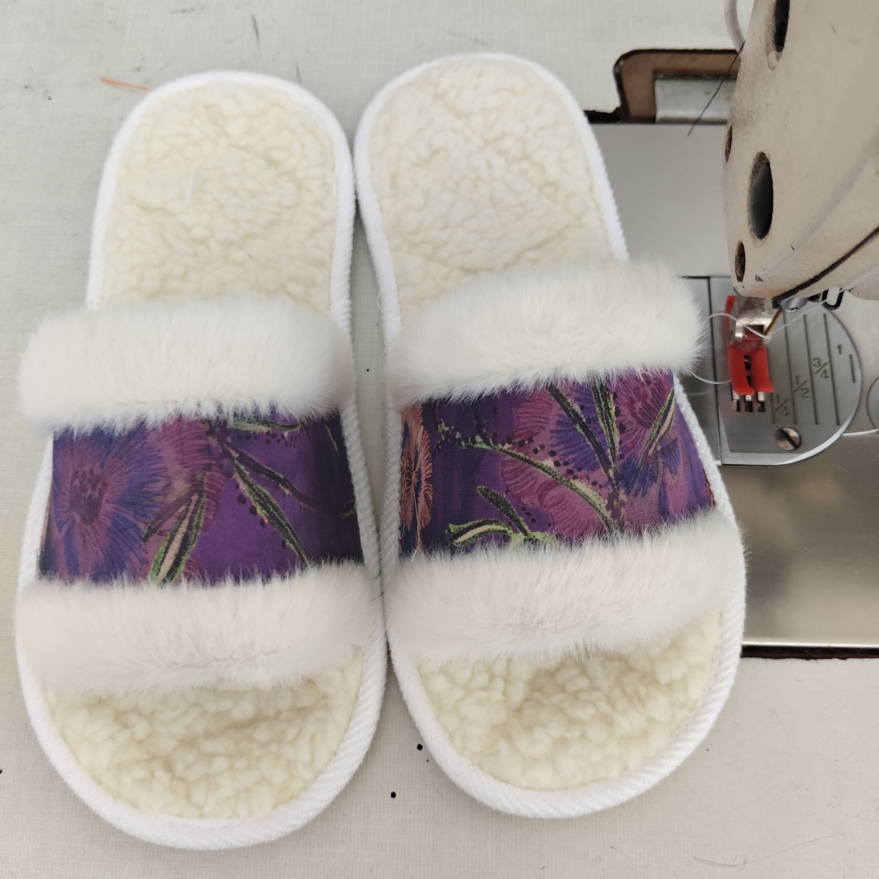 毛毛棉拖鞋开口露脚趾设计时尚防滑适合室内居家秋冬男女款