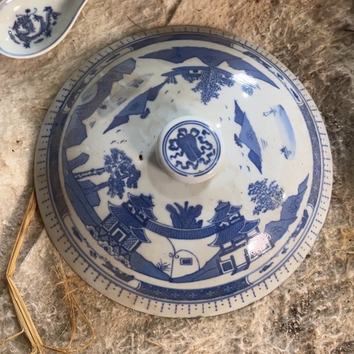 瓷片菜**狐景德镇陶瓷一个