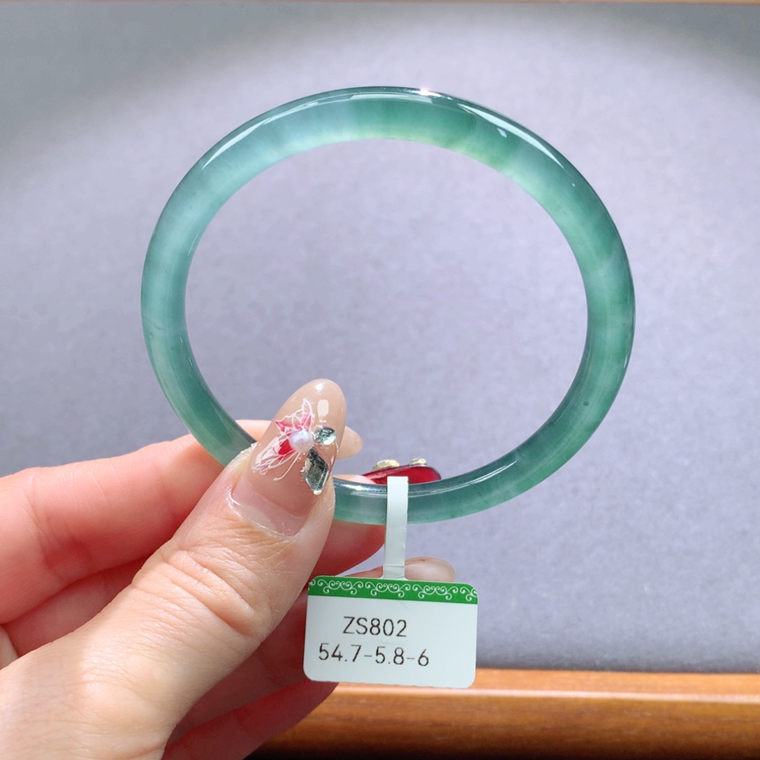 翡翠手镯未镶嵌天然翡翠手镯叮当镯