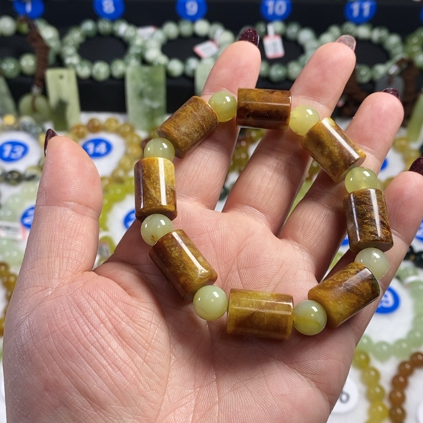【闪购商品】蛇纹石玉手链未镶嵌