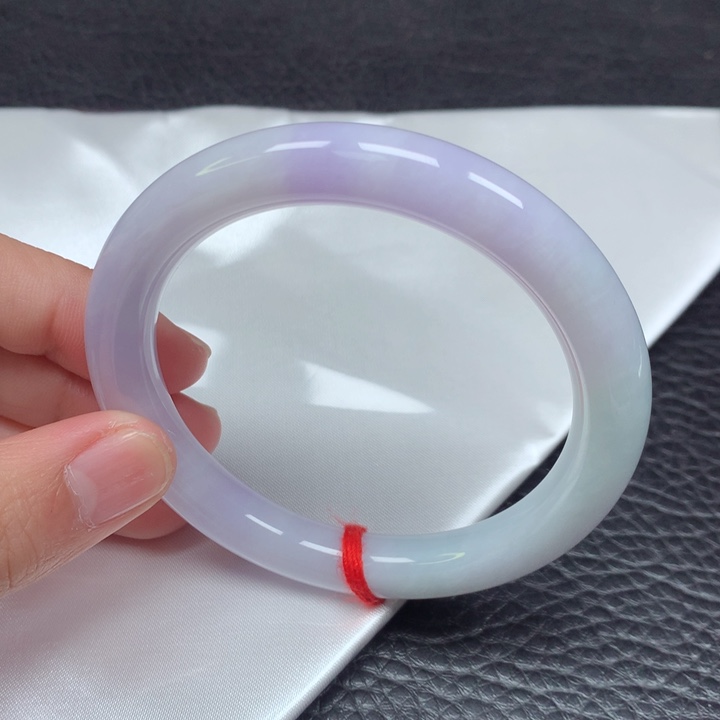 翡翠手镯（圆镯）未镶嵌