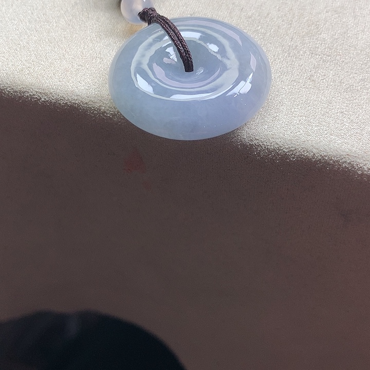 翡翠颈饰未镶嵌吊坠