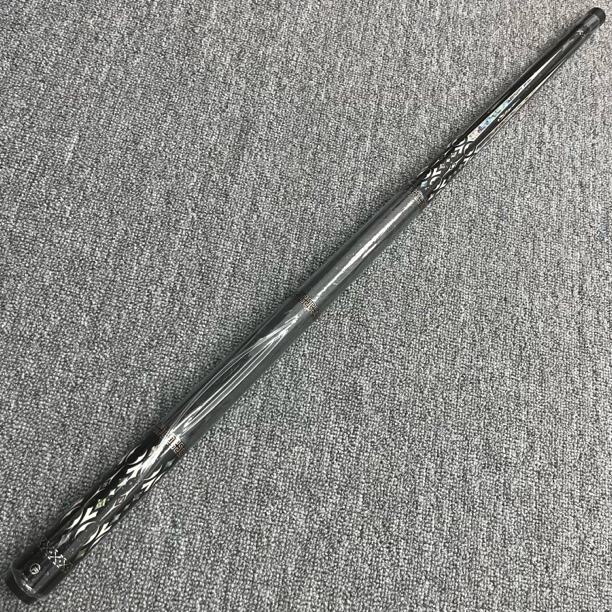 福杆清锋。两段氏皮把握把