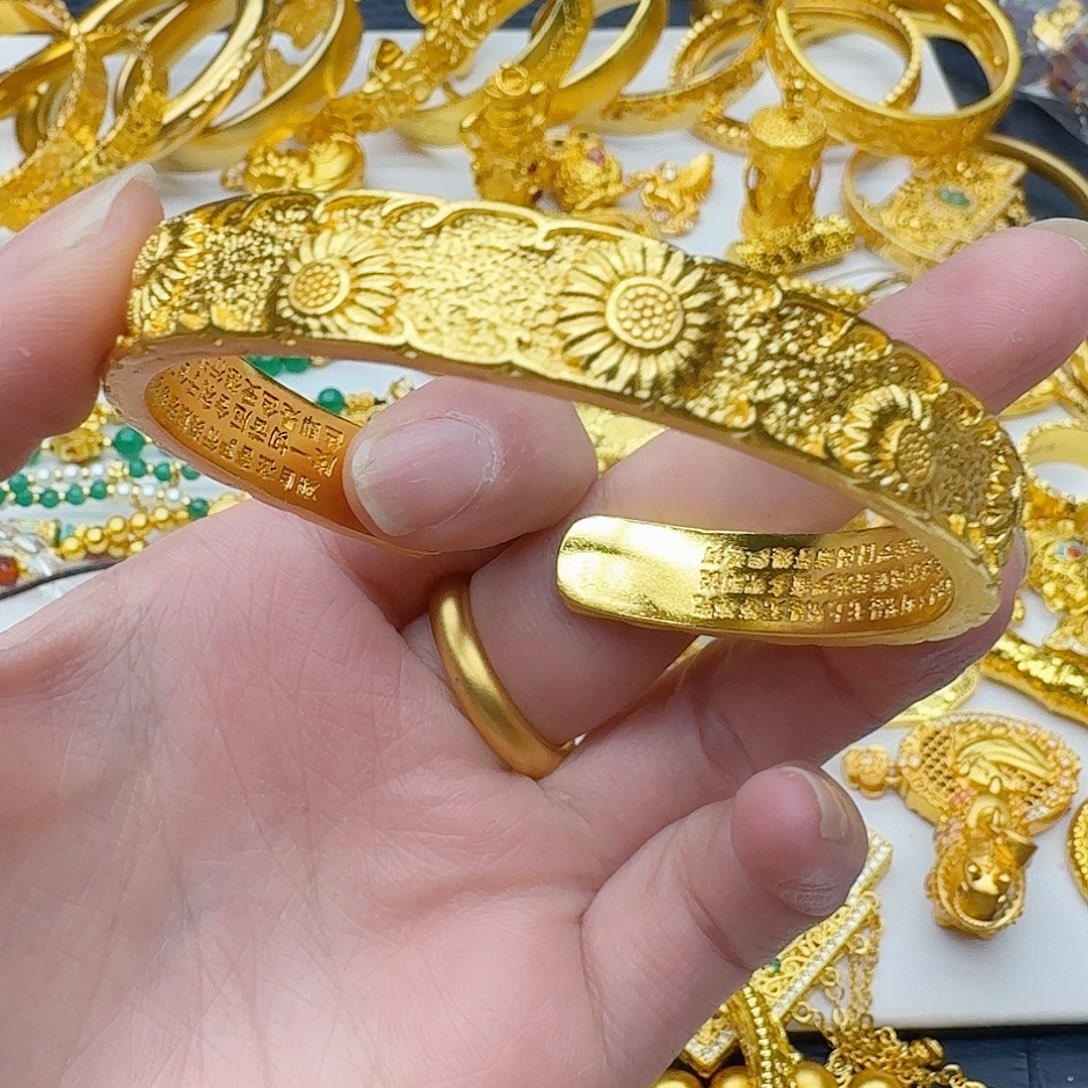 合金小雏菊手镯开口的