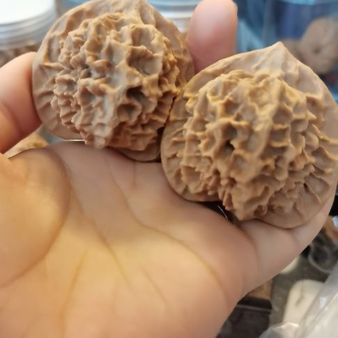 猴头核桃吊坠50帝王狮子头