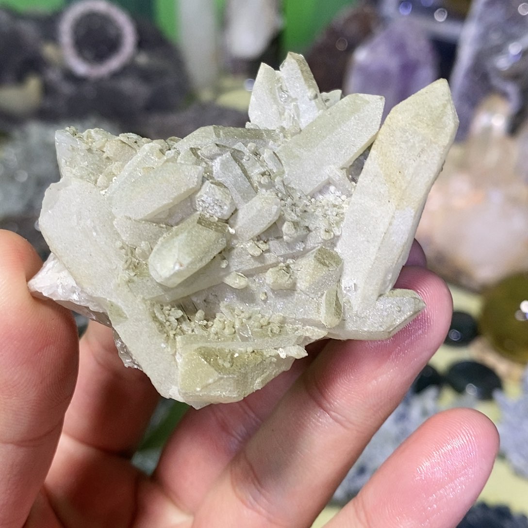 未镶嵌珠宝半成品水晶