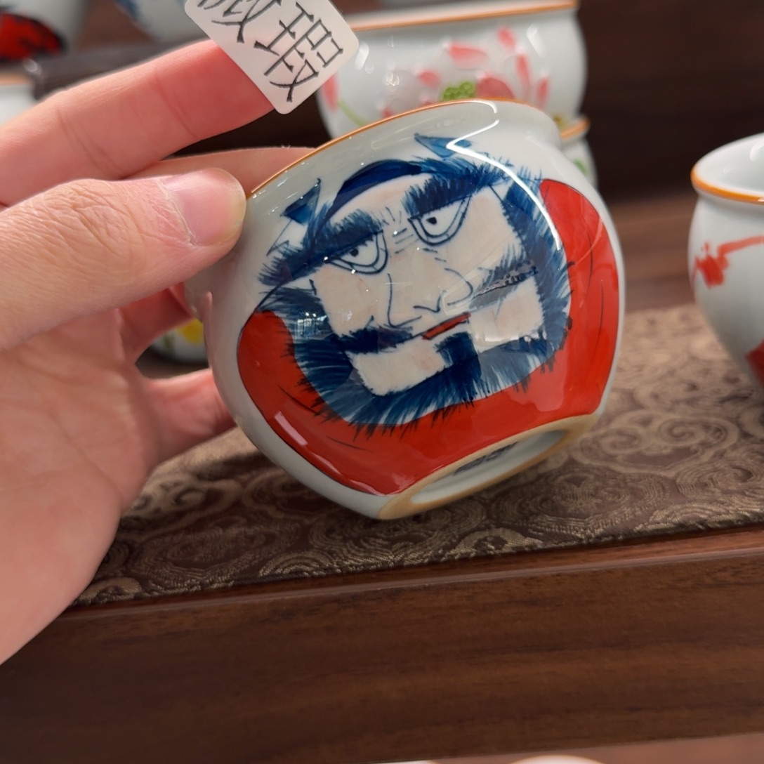 釉下手绘茶具微瑕