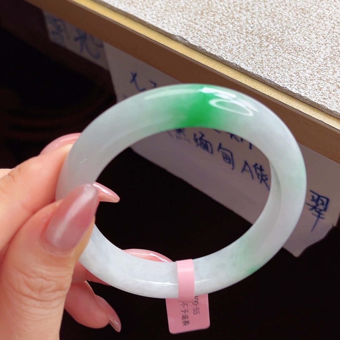 翡翠未镶嵌手镯手镯