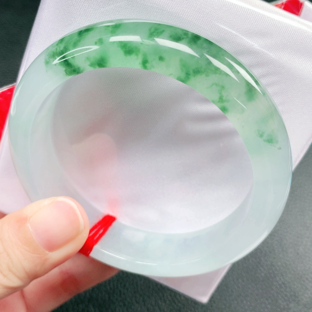 翡翠未镶嵌手镯55圈