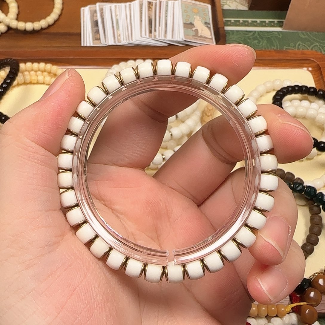 白玉菩提吊坠咔*咪白玉菩提手串