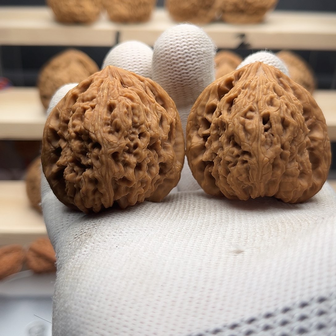 桃核吊坠D*41窝头天残，，，