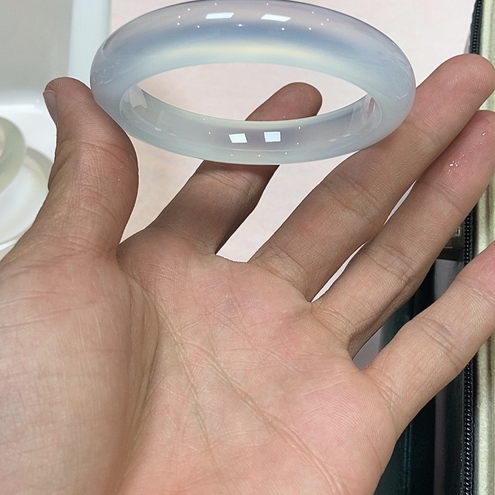 玛瑙/玉髓手镯未镶嵌北*217