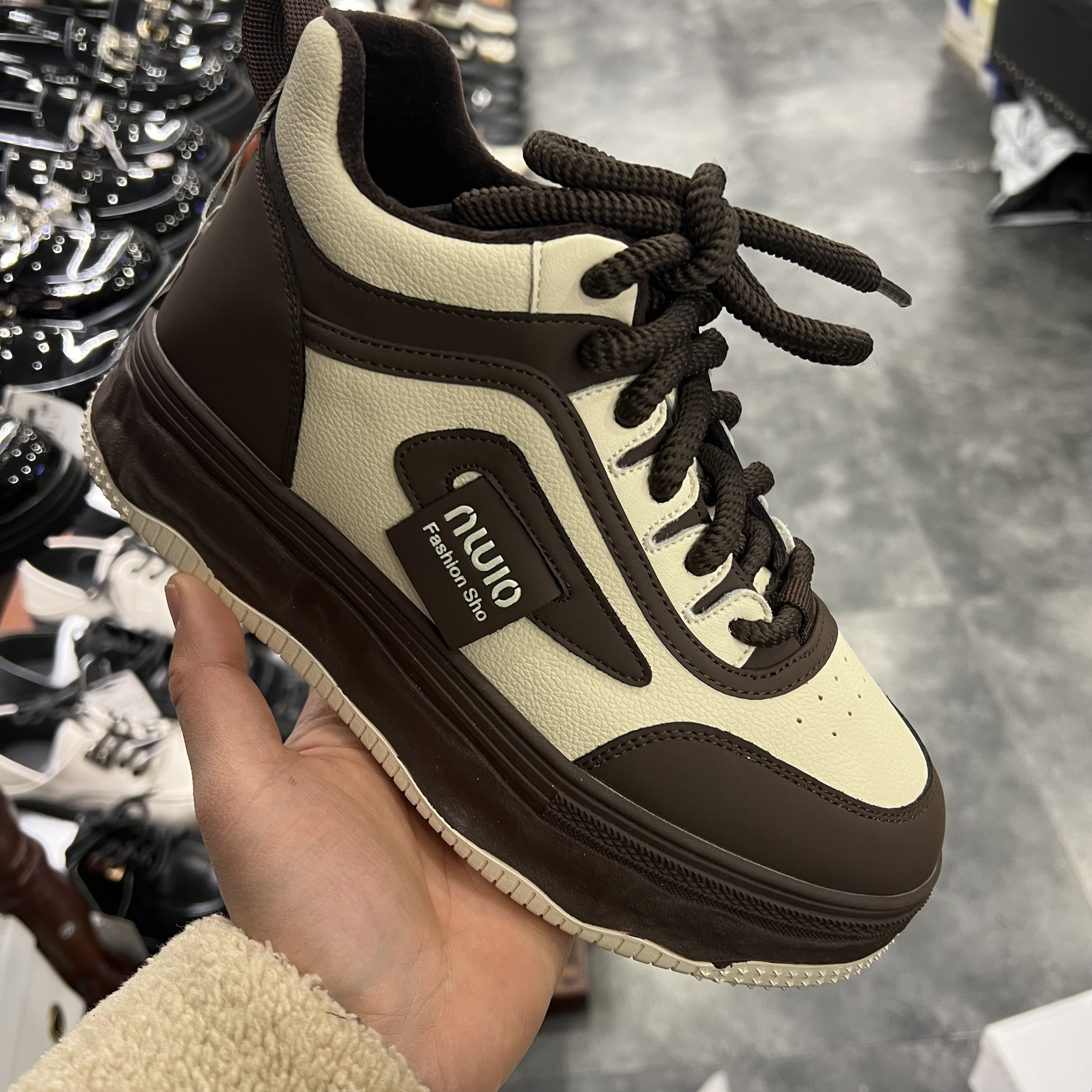 9105-1厚底内增高小白鞋新款春季百搭时尚休闲拼色美拉德老爹鞋