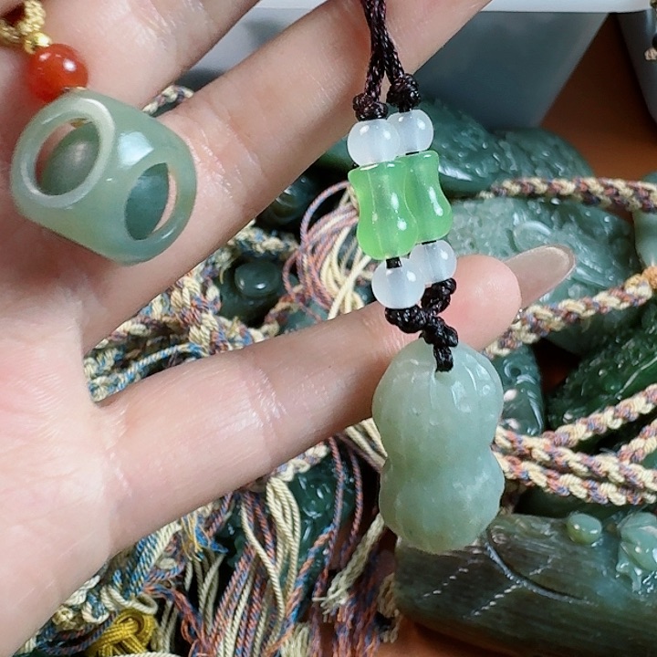 和田玉挂件未镶嵌