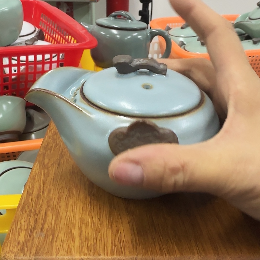 瓷片开播福利。。。。。