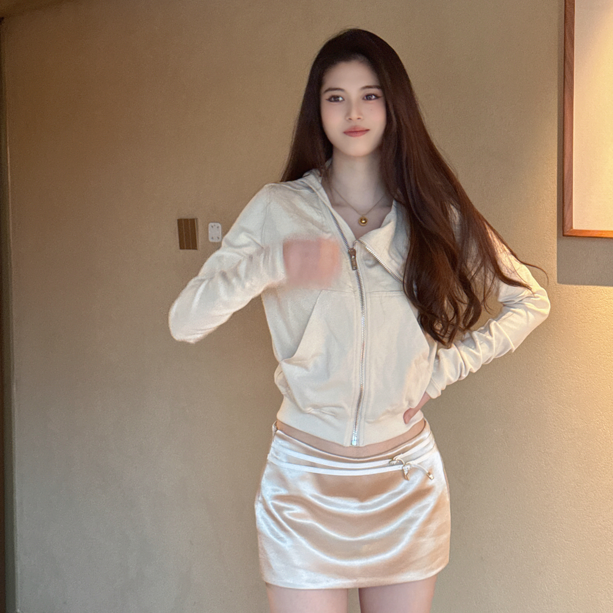 设计师款不规则短款外套