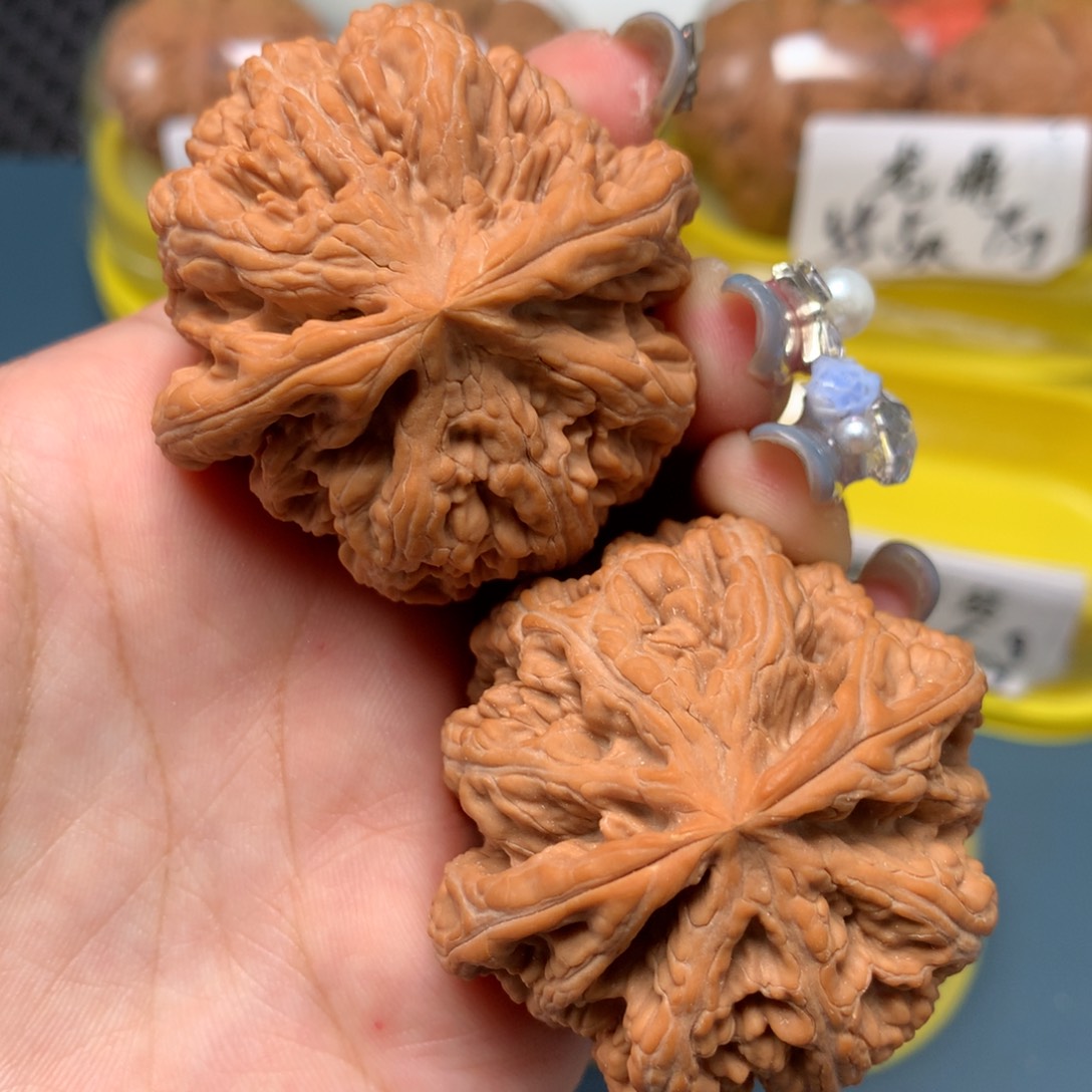 文玩核桃吊坠49-22712-2