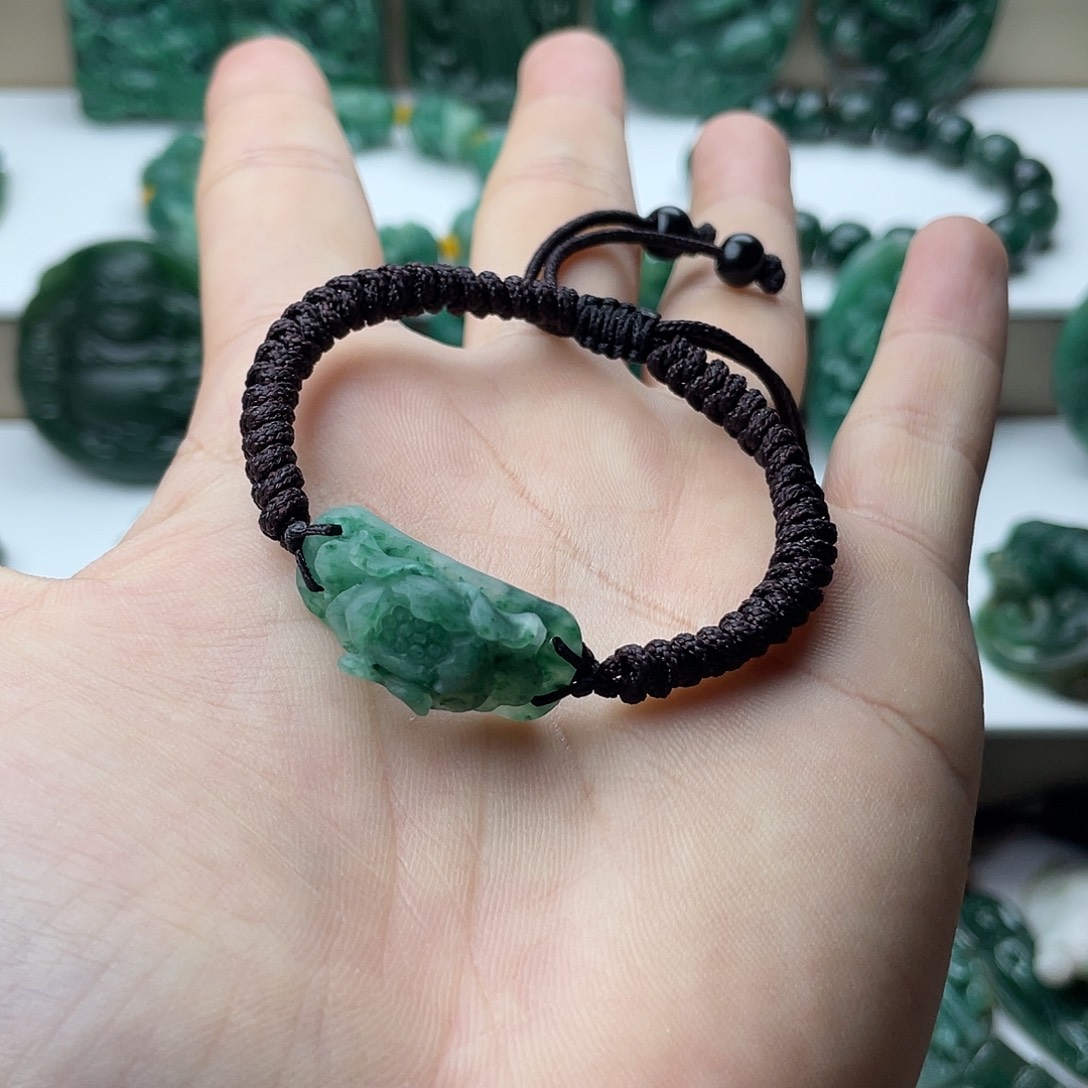 独山玉未镶嵌手串