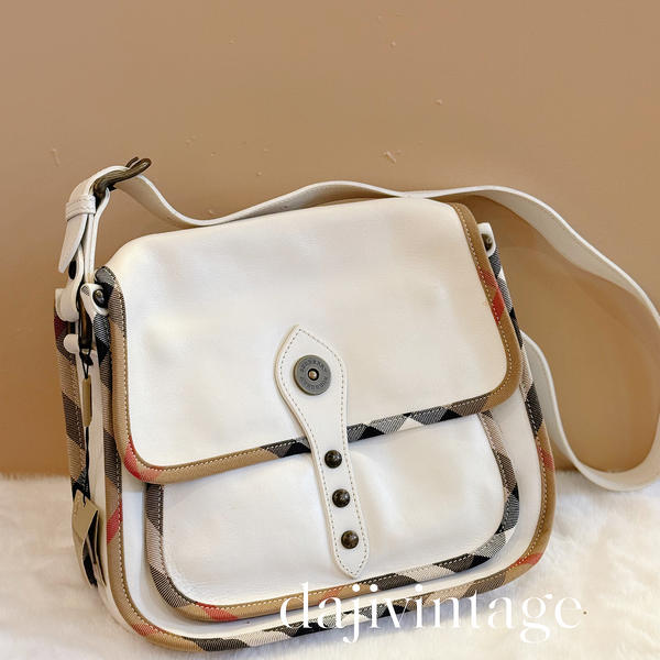 95新 BURBERRY/博柏利 大吉中古sz/Burberry白色邮差单肩包