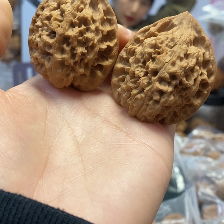 把件文玩核桃42.5麒麟纹官帽