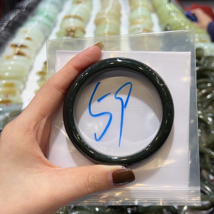 和田玉（糖玉）手镯未镶嵌