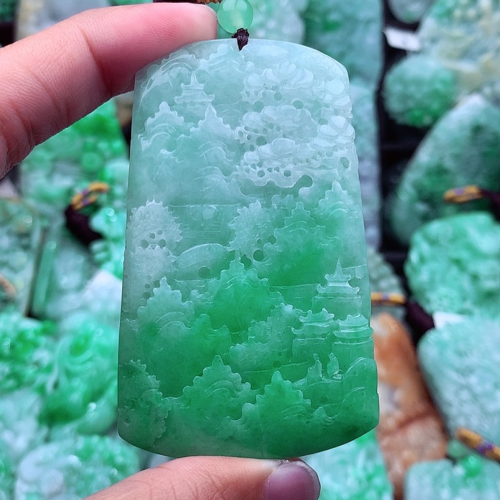 翡翠吊坠(不含链)未镶嵌