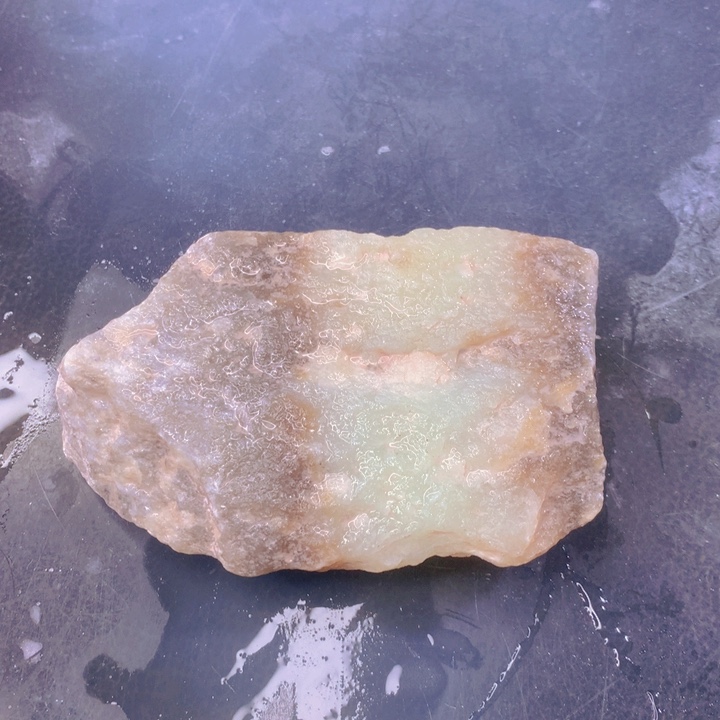 和田玉（糖玉）未镶嵌珠宝奇石