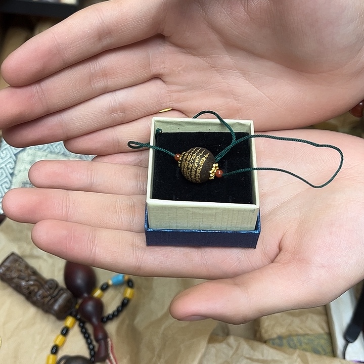 大叶紫檀（黑酸枝木类）