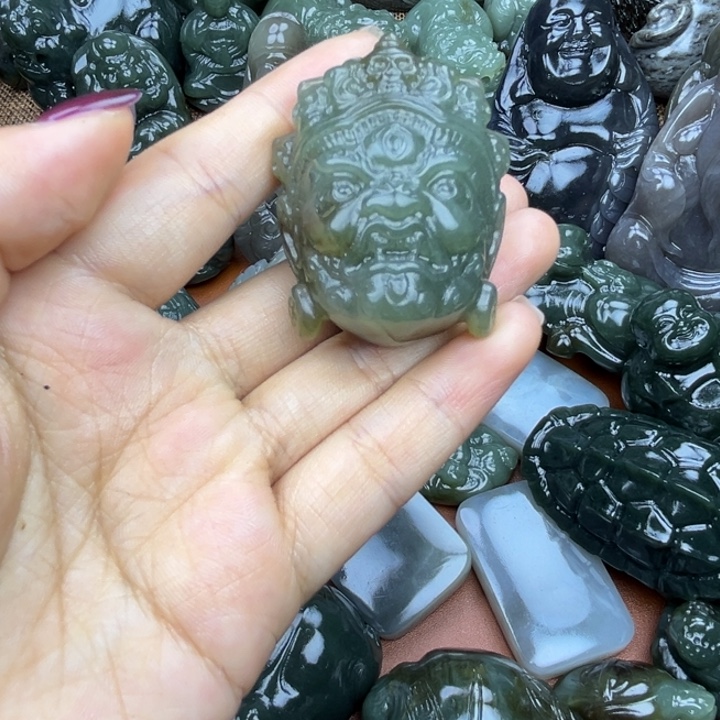 和田玉未镶嵌挂件