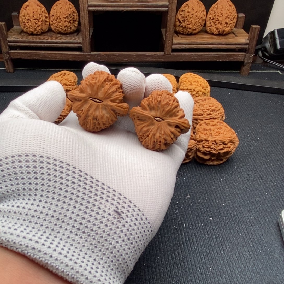 s***n吊坠文玩核桃编号111