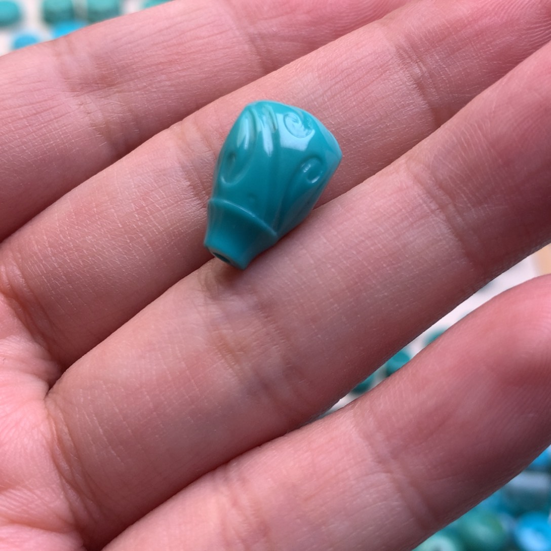 未镶嵌绿松石珠宝奇石