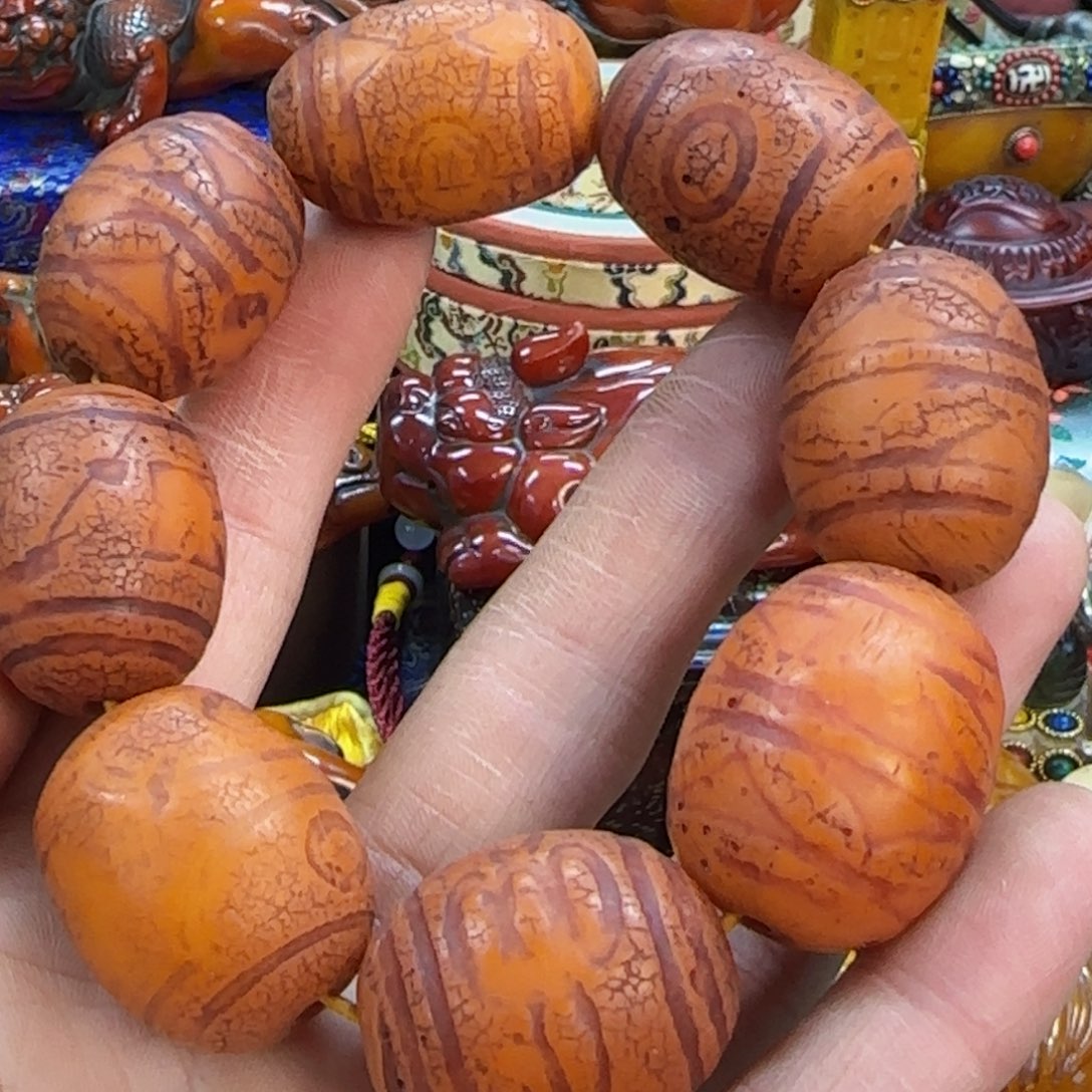 蜜蜡裸石未镶嵌卓玛推荐