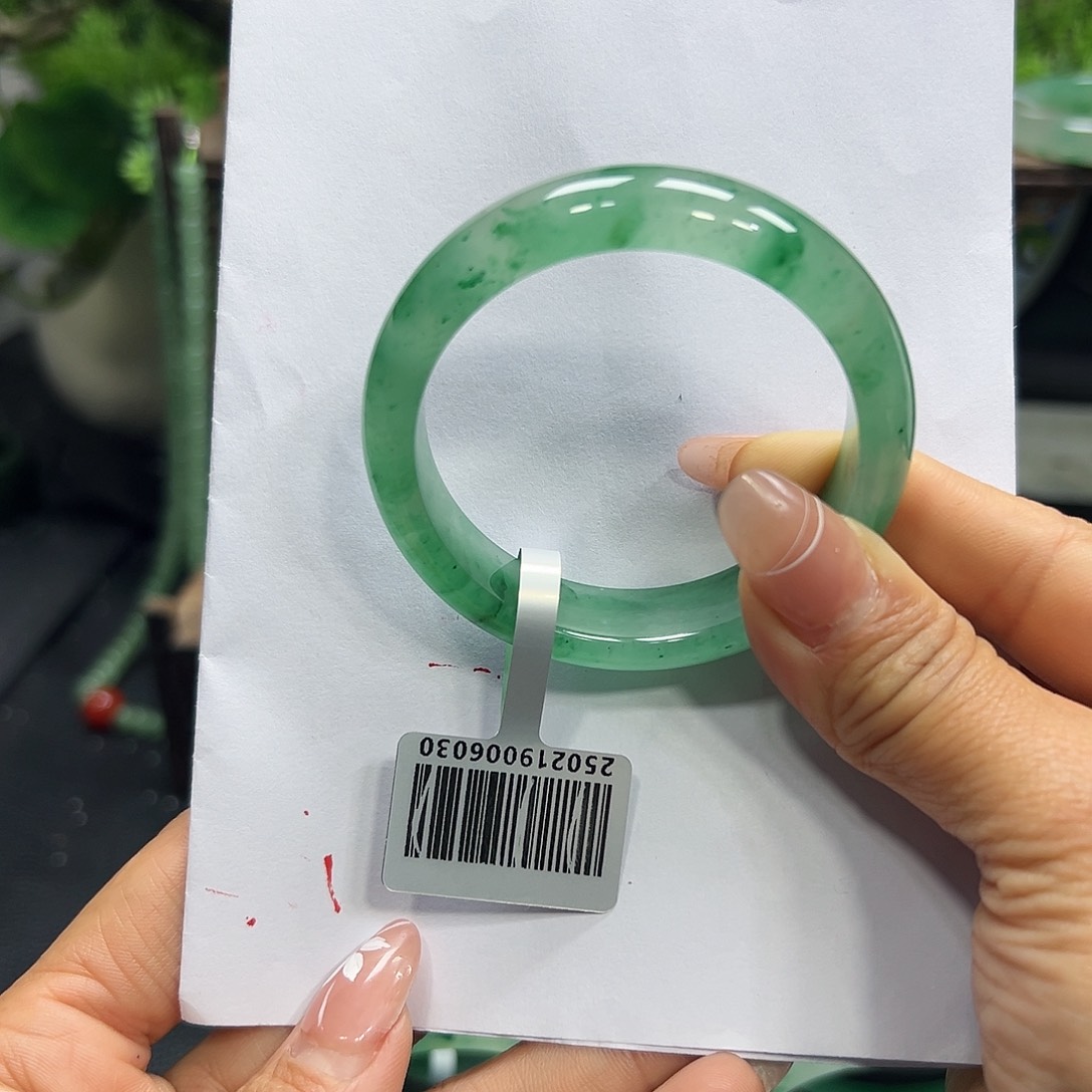 石英质玉手镯未镶嵌漠*淼淼