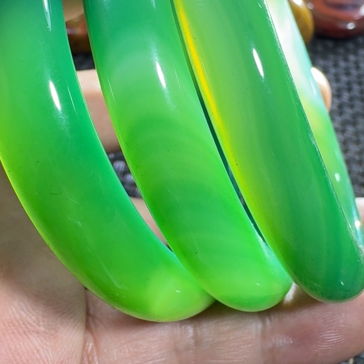 放***好玛瑙/玉髓未镶嵌颈饰