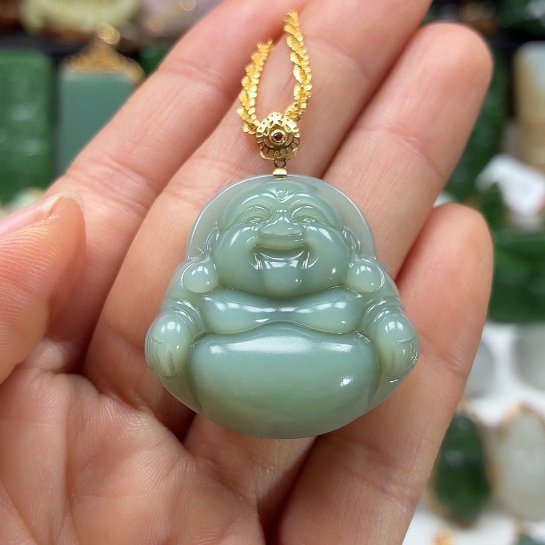 和田玉18K金镶嵌颈饰