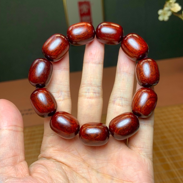 小叶紫檀木【枣形】佛珠手串沉水级高油性鸡血红男女士手链20*1.5mm