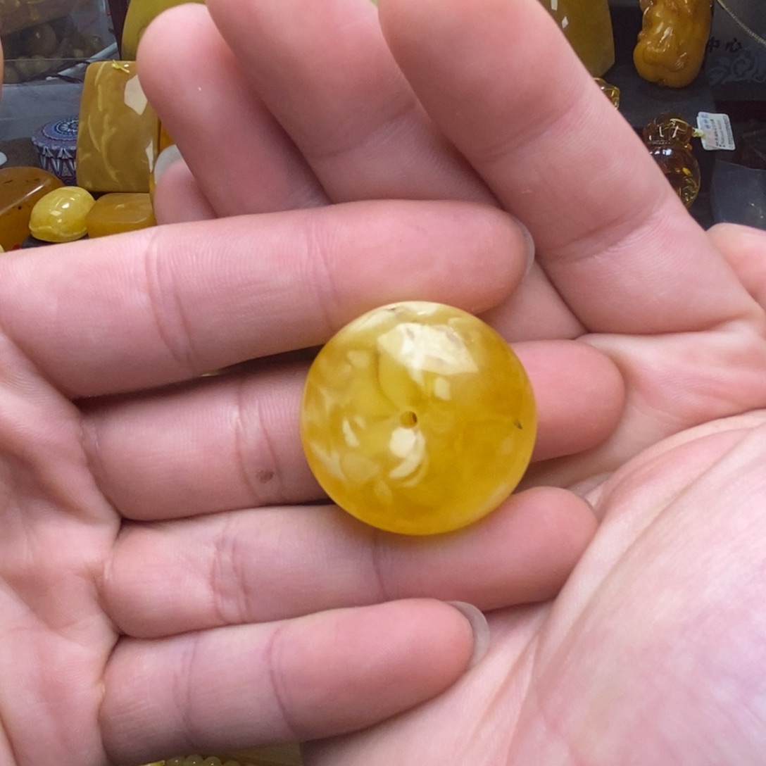 用***2琥珀未镶嵌裸石蜜蜡