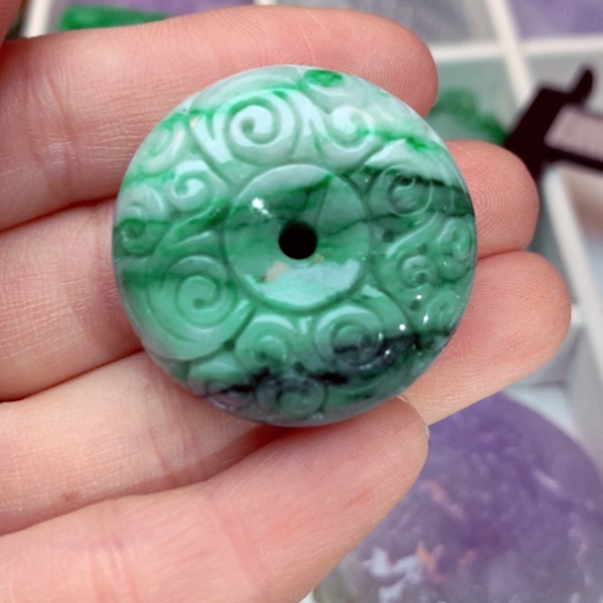 翡翠吊坠(不含链)未镶嵌