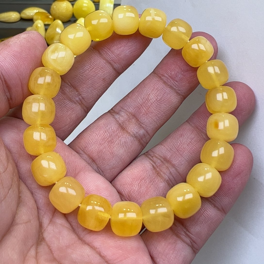 【闪购商品】蜜蜡裸石未镶嵌10加15.76克