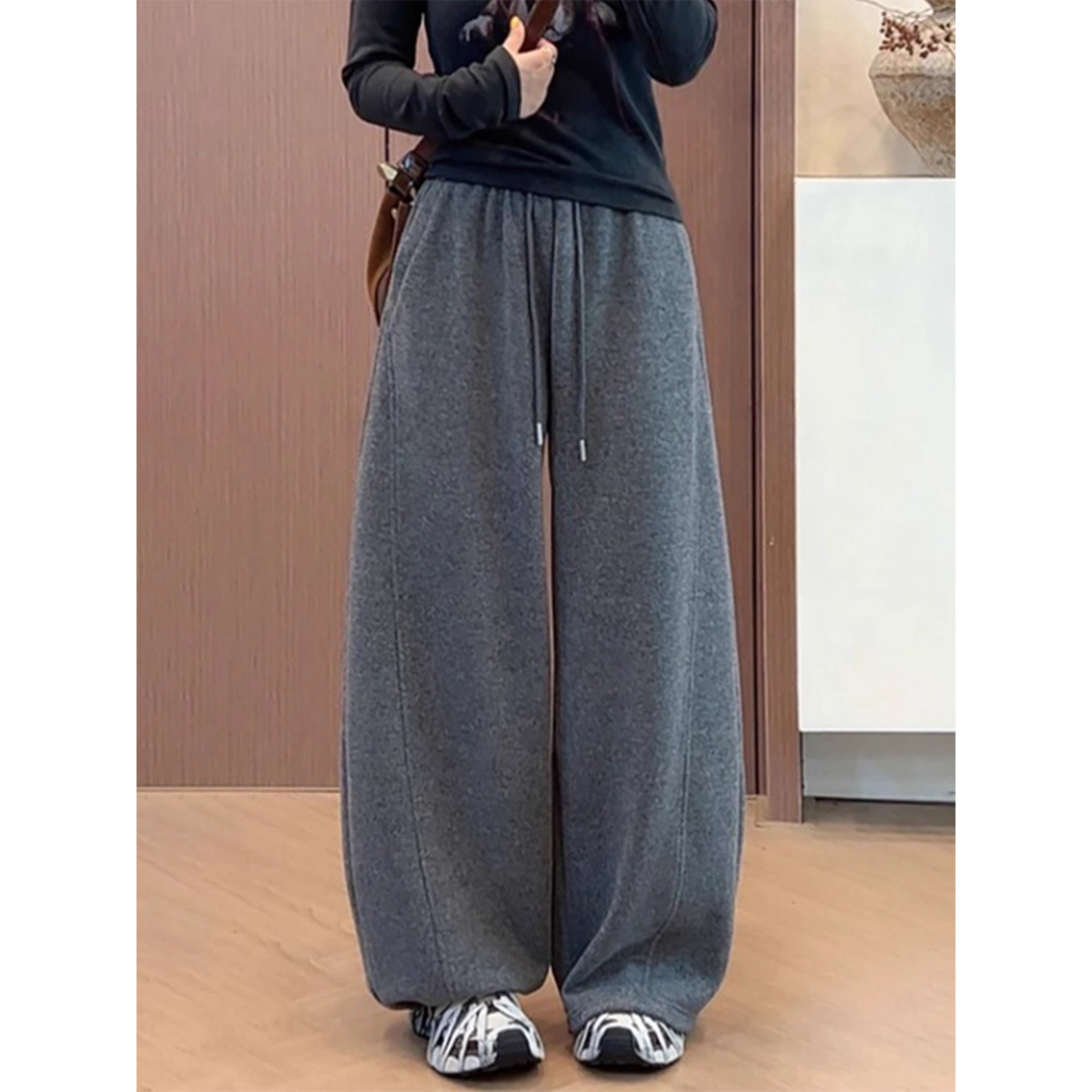 加绒加厚浅灰色休闲运动裤女秋冬2025新款宽松小弯刀阔腿拖地裤子