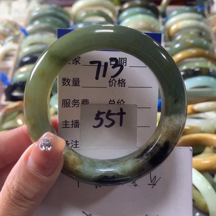 蛇纹石玉未镶嵌手镯713