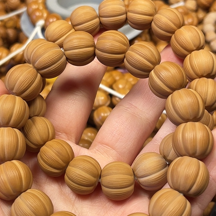 木全品南瓜酥。   手串。 