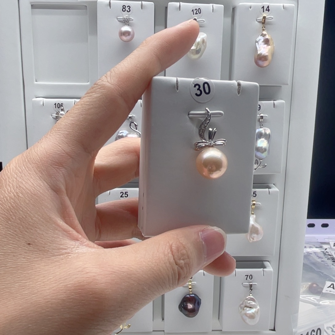 合金淡水珍珠颈饰