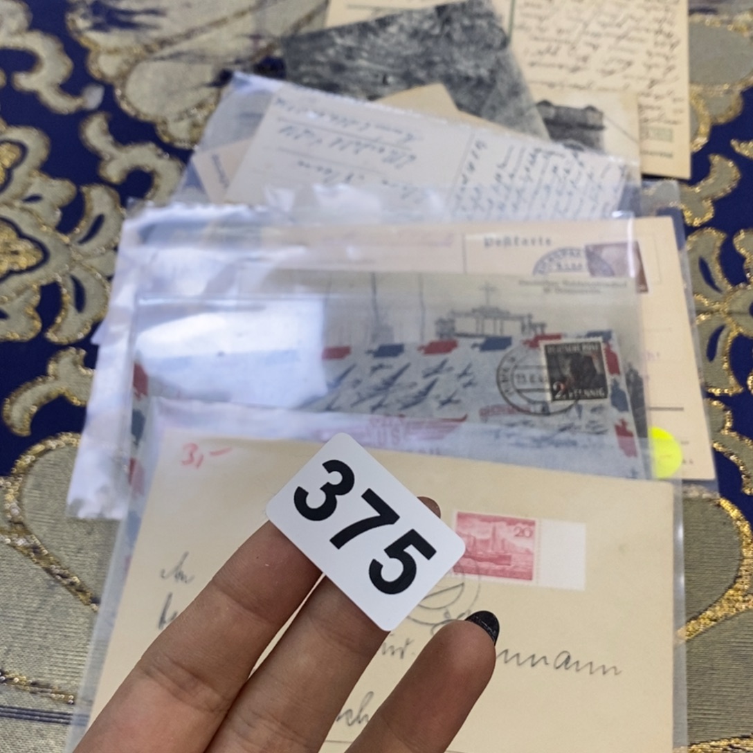 各种各样的老的封片邮票