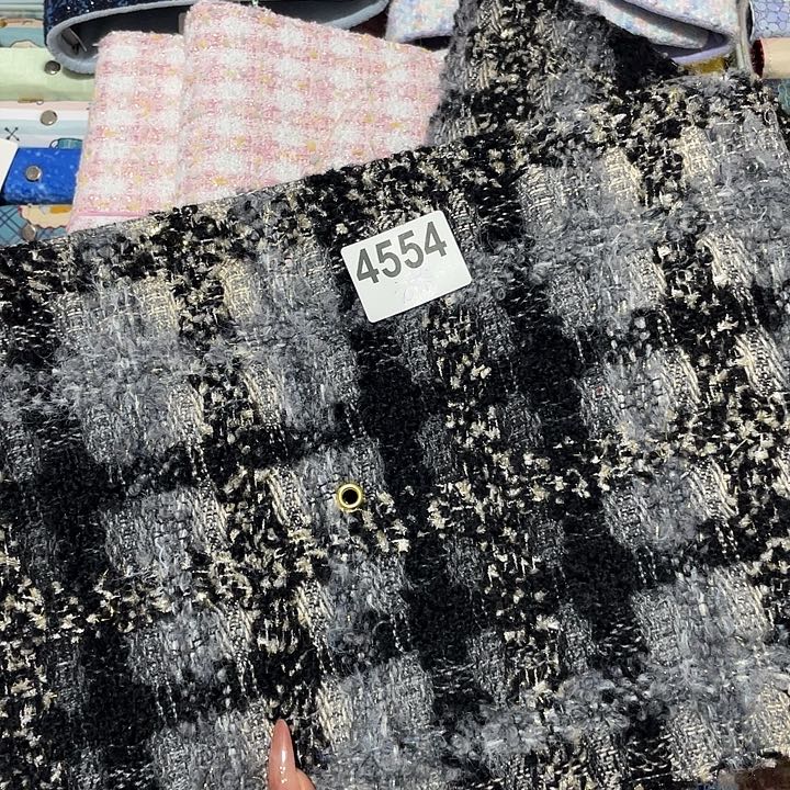 织绣A5活页带方格纸4554