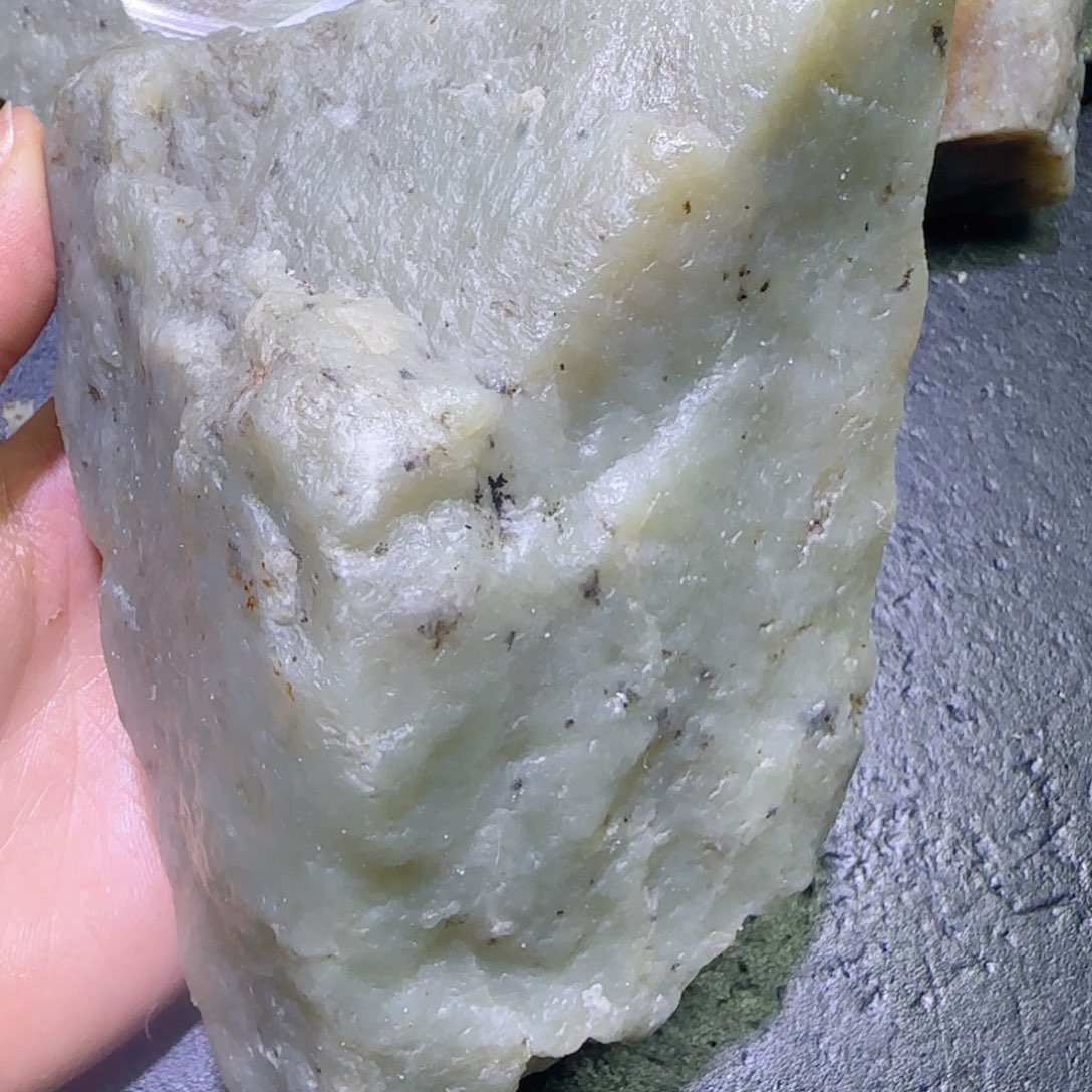 和田玉未镶嵌珠宝半成品