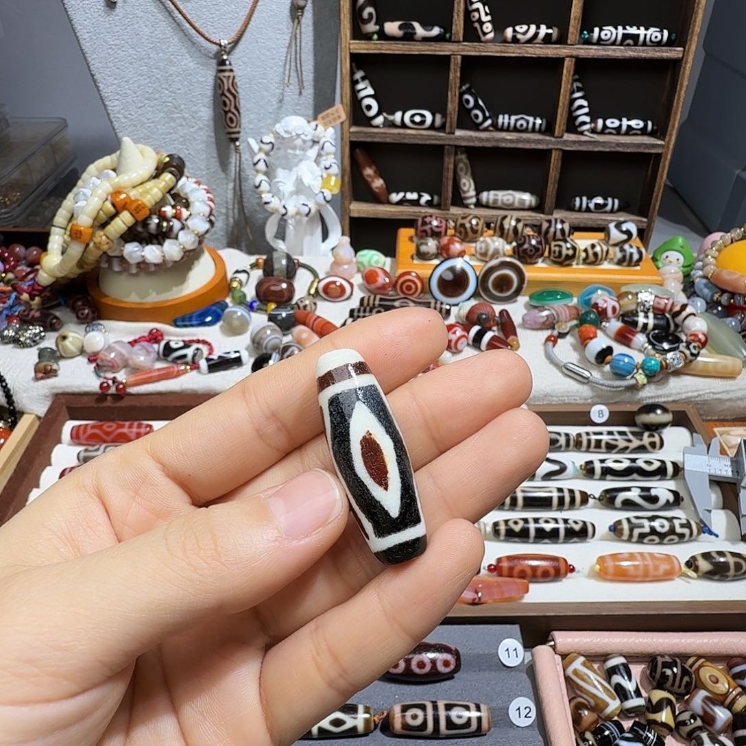 C***h玛瑙/玉髓未镶嵌颈饰