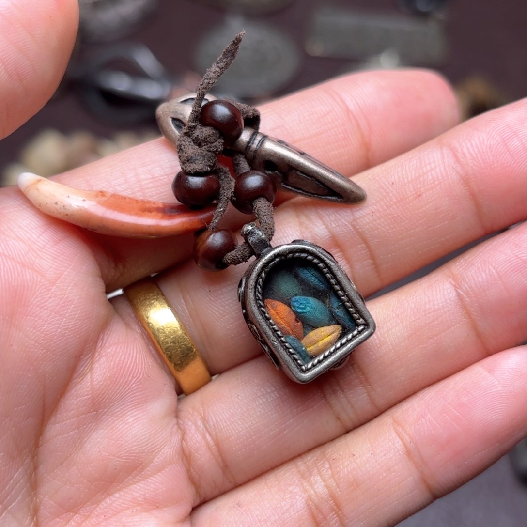 铜星月菩提吊坠项链