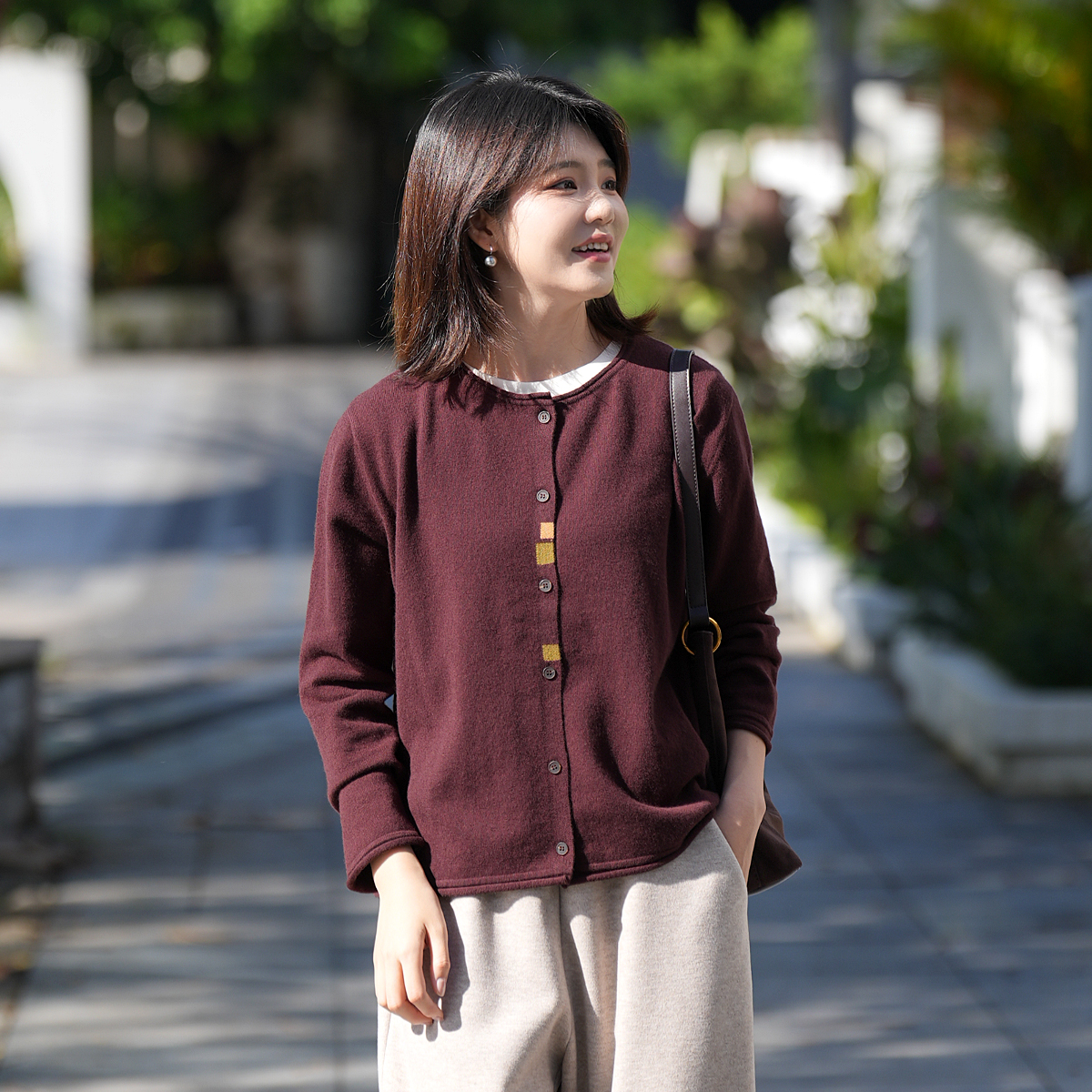 十五家2025秋冬新款100%羊毛开襟针织开衫上衣外套毛衣撞色圆领女